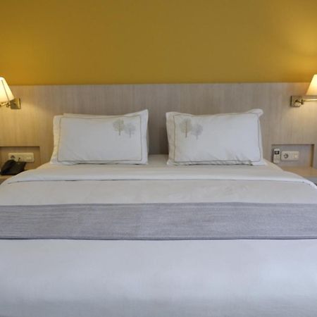 Rio City Hotel Палембанг Екстериор снимка
