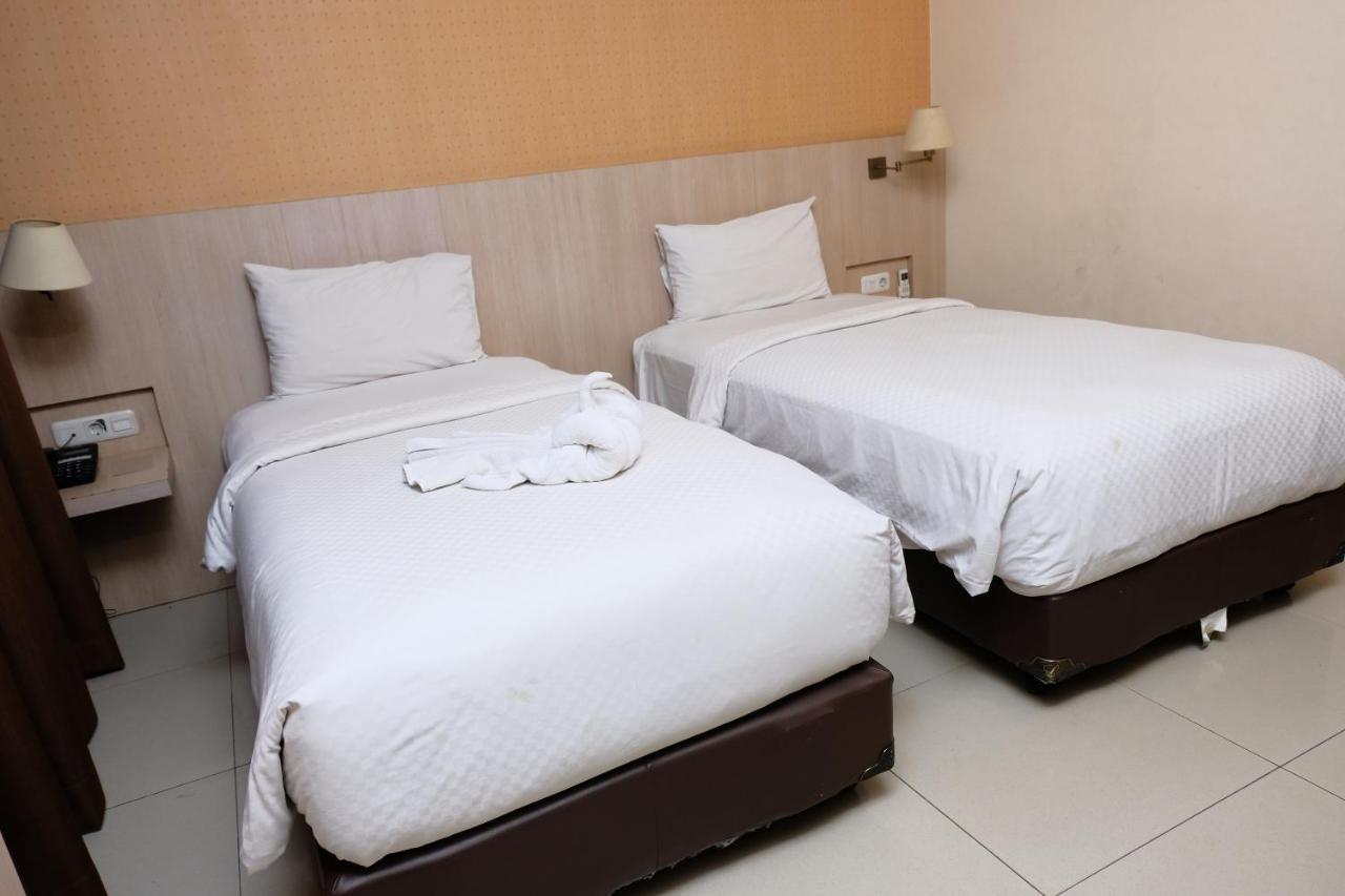 Rio City Hotel Палембанг Екстериор снимка