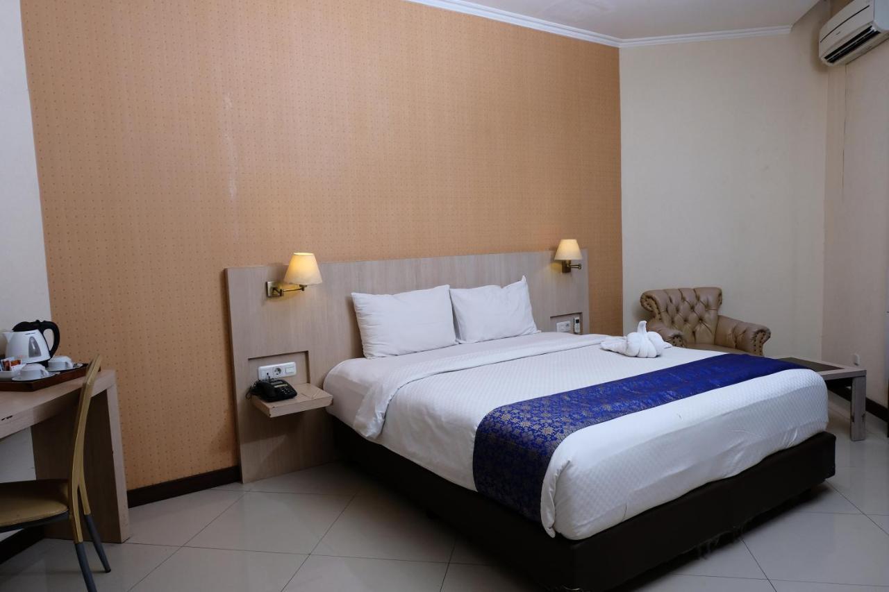 Rio City Hotel Палембанг Екстериор снимка