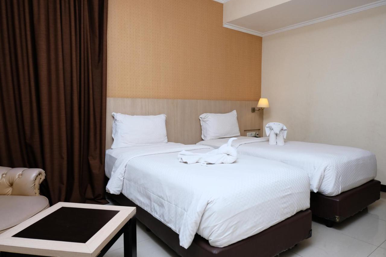 Rio City Hotel Палембанг Екстериор снимка