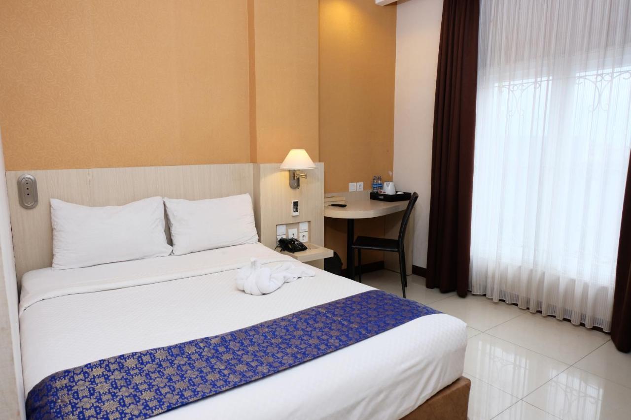 Rio City Hotel Палембанг Екстериор снимка