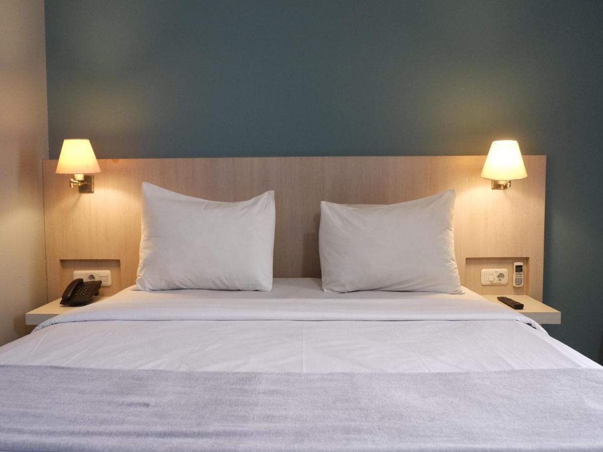 Rio City Hotel Палембанг Екстериор снимка